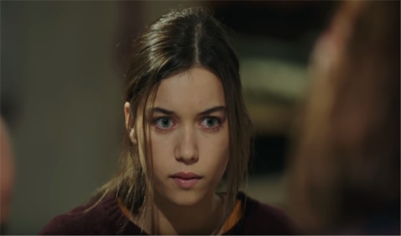 Kardeş Çocukları ilk bölümüyle tozu dumana kattı! Afra Saraçoğlu yeni rolüyle adeta devleşti