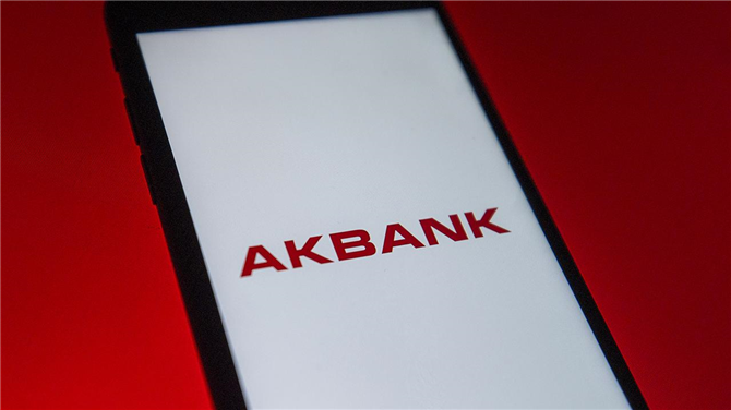 Akbank, İhtiyaç Anında Yanınızda: 24.000 TL'ye Kadar 3 Ay Erteleme Fırsatıyla Yepyeni Kredi Kampanyası!