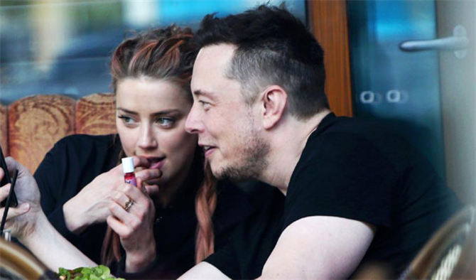 Amber Heard ile Elon Musk Yeniden Birlikte