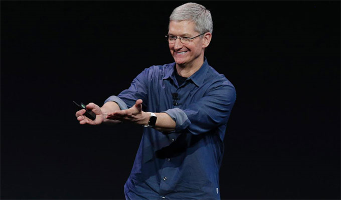 Apple Patronu Tim Cook: Yeğenime Sosyal Medya Kullandırtmam