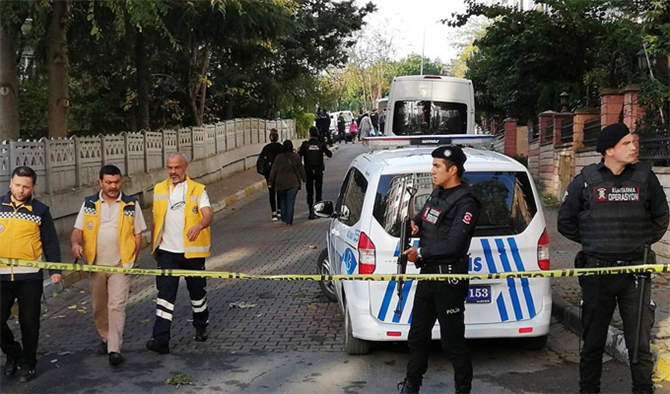 Bakırköy'de yine Siyanür'le intihar! 1'i çocuk 3 kişi öldü! Siyanür nedir etkileri nelerdir