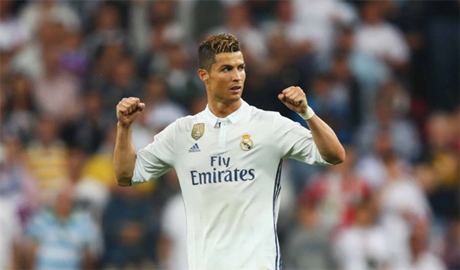 Cristiano Ronaldo Yine Rekor Kırdı