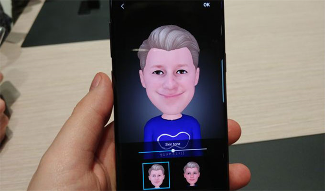 Emoji Kavgası! Samsung'un AR Emoji'si ile Apple'ın Animoji'si Karşı Karşıya
