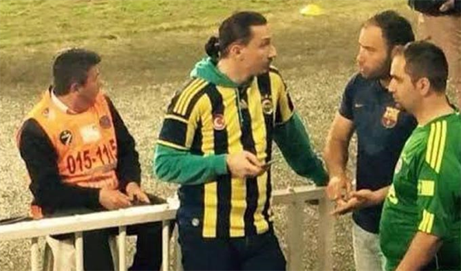 İbrahimoviç Fenerbahçe'de mi? Zlatan İbrahimoviç Fenere mi geliyor