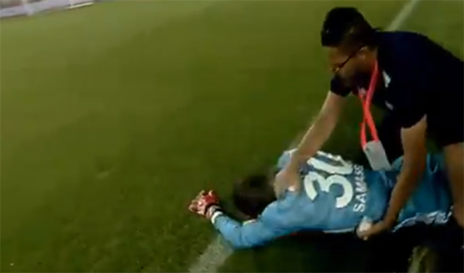 Mamadou Samassa neden bayıldı? Sağlık durumu nasıl yaşıyor mu Sivasspor Beşiktaş maçında şok