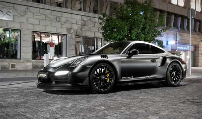 Porsche Dark Knight 911 Turbo S