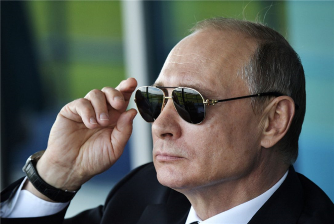 Putin, Zırhlısını İnternet Sitesinden Satıyor
