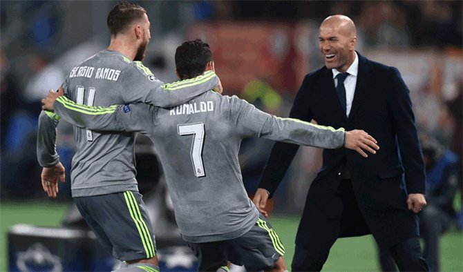 Real Madrid'de Zinedine Zidane İstifa Etti