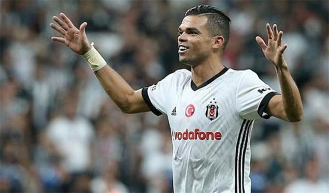 Son Dakika Pepe Beşiktaş'tan ayrıldı BJK Pepe'yi kovdu