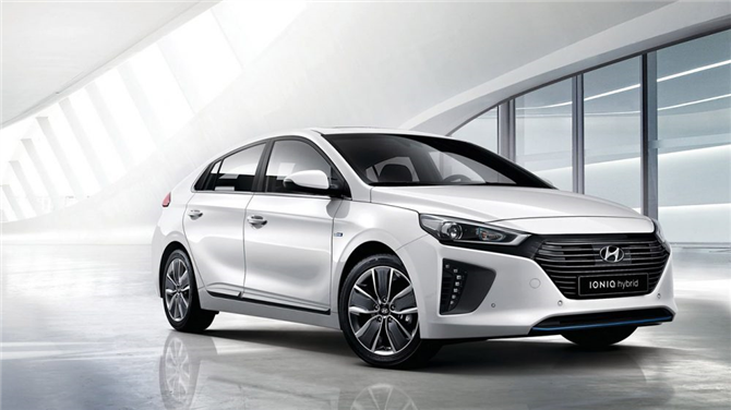 Türkiye’de Yılın Otomobili Hyundai IONIQ Hybrid Seçildi