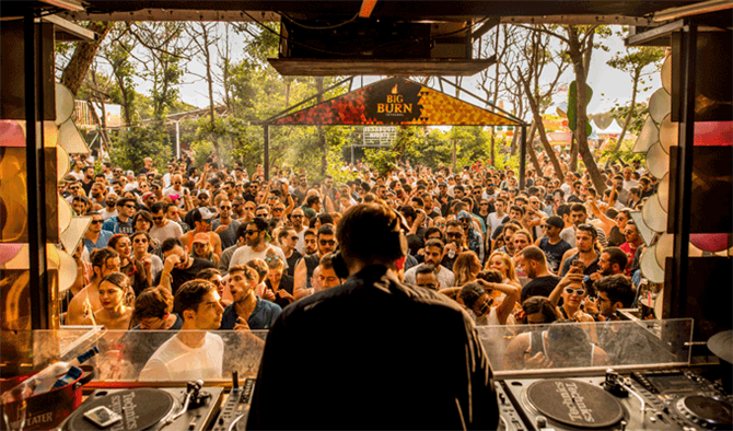 Türkiye’nin En Büyük Elektronik Müzik Festivali Big Burn İstanbul