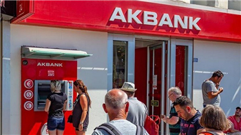 Akbank 10 bin TL ödeme! Bankamatik kartı olanlar Akbank Direkt uygulamasından alacak