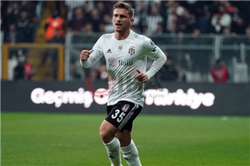Beşiktaş'ın Alt Yapısından Yetişen Semih Kılıçsoy'un Başarısı Takımı Sevindiriyor