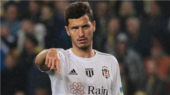 Beşiktaş'ın Yükselen Yıldızı Salih Uçan, Süper Lig'de Gol Katkısı Rekoru Kırdı
