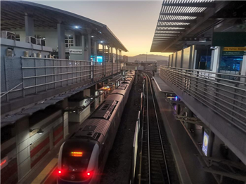 İzmir'de Grev: Metro ve Tramvay Çalışanları Grev Kararı Aldı!