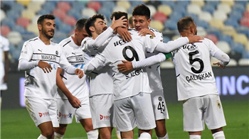 Manisa FK, Süper Lig Hedefiyle Hazırlıklarını Sürdürüyor
