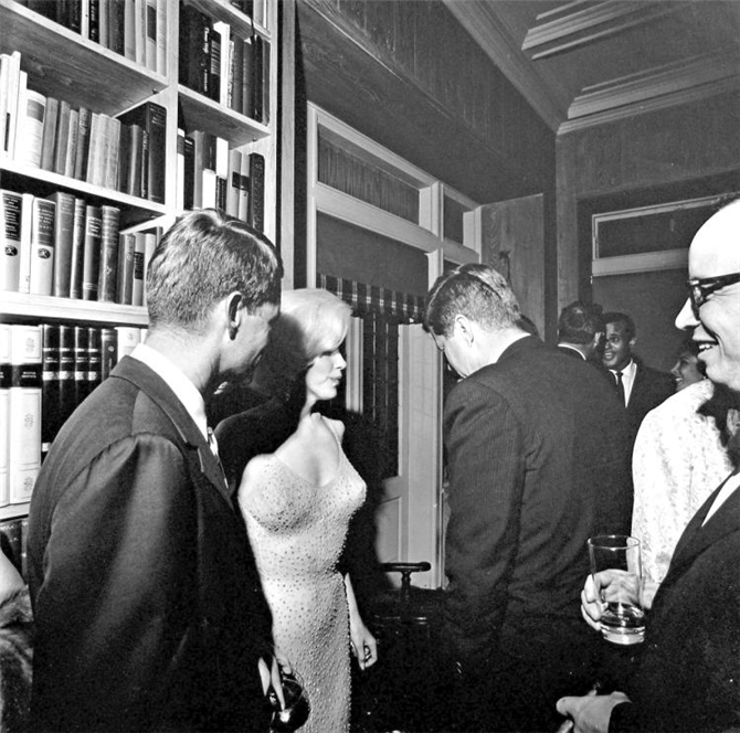 Bir Suikastın Anatomisi: John F. Kennedy Suikasti