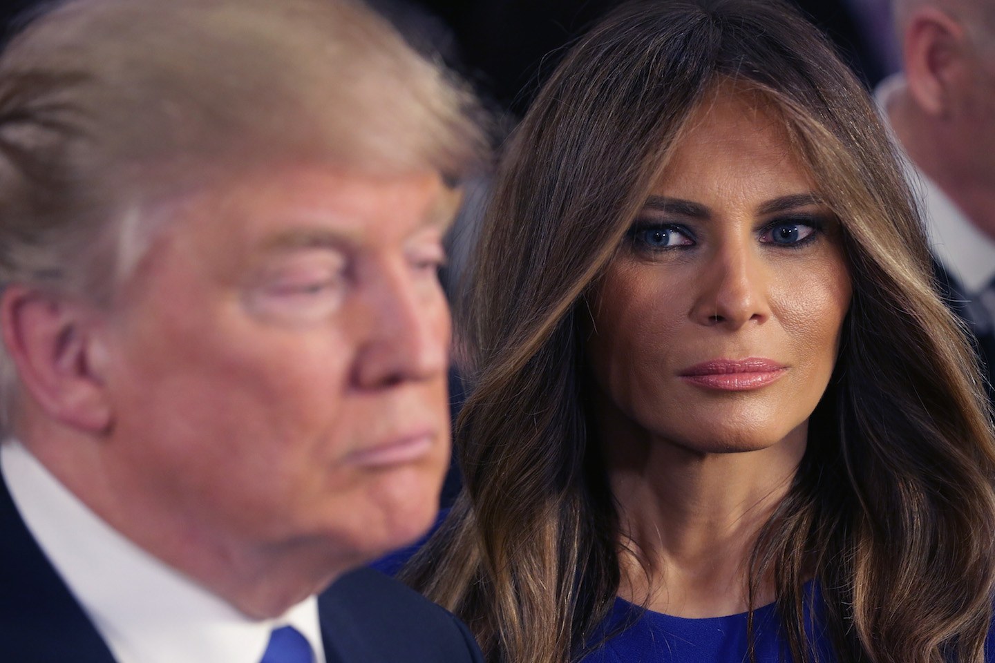Amerika’nın En Önemli Kadını Melania Trump’ın Giyim ve Saç Stili Amerika’nın En Önemli Kadını Melania Trump’ın Giyim ve Saç Stili