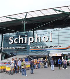 Amsterdam Schiphol Havalimanı'nda Saldırı