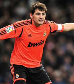 Casillas, Kariyerinin 1000. Resmi Maçına Çıktı