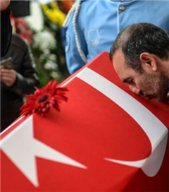Naim Süleymanoğlu’nun Cenazesine Katılan Leonidis’e Soruşturma