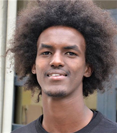 Somalili Abdi Deeq İle Sil Baştan