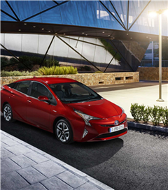 Toyota Hibrit Devrimi 20. Yılını Toyota Prius ile Kutluyor