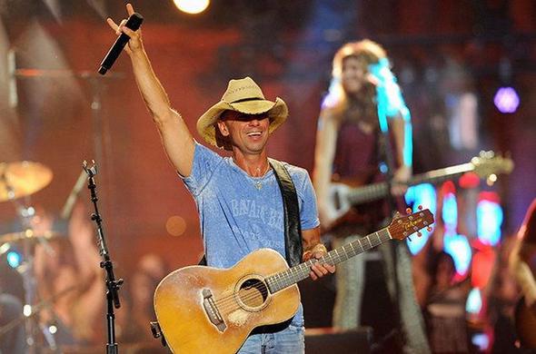 Kenny Chesney / 42.5 milyon dolar